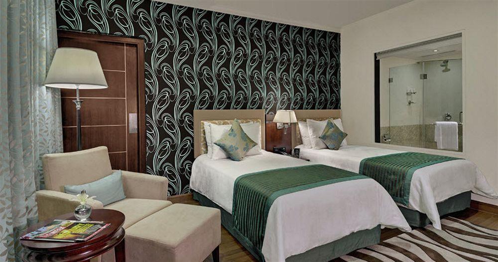 Royalton Hyderabad Abids Hotel Luaran gambar