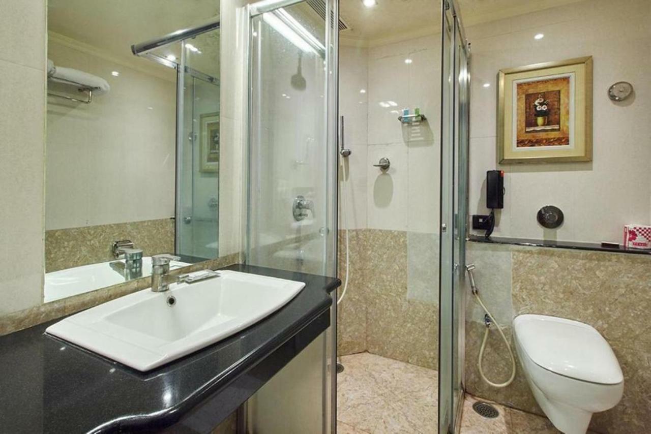 Royalton Hyderabad Abids Hotel Luaran gambar